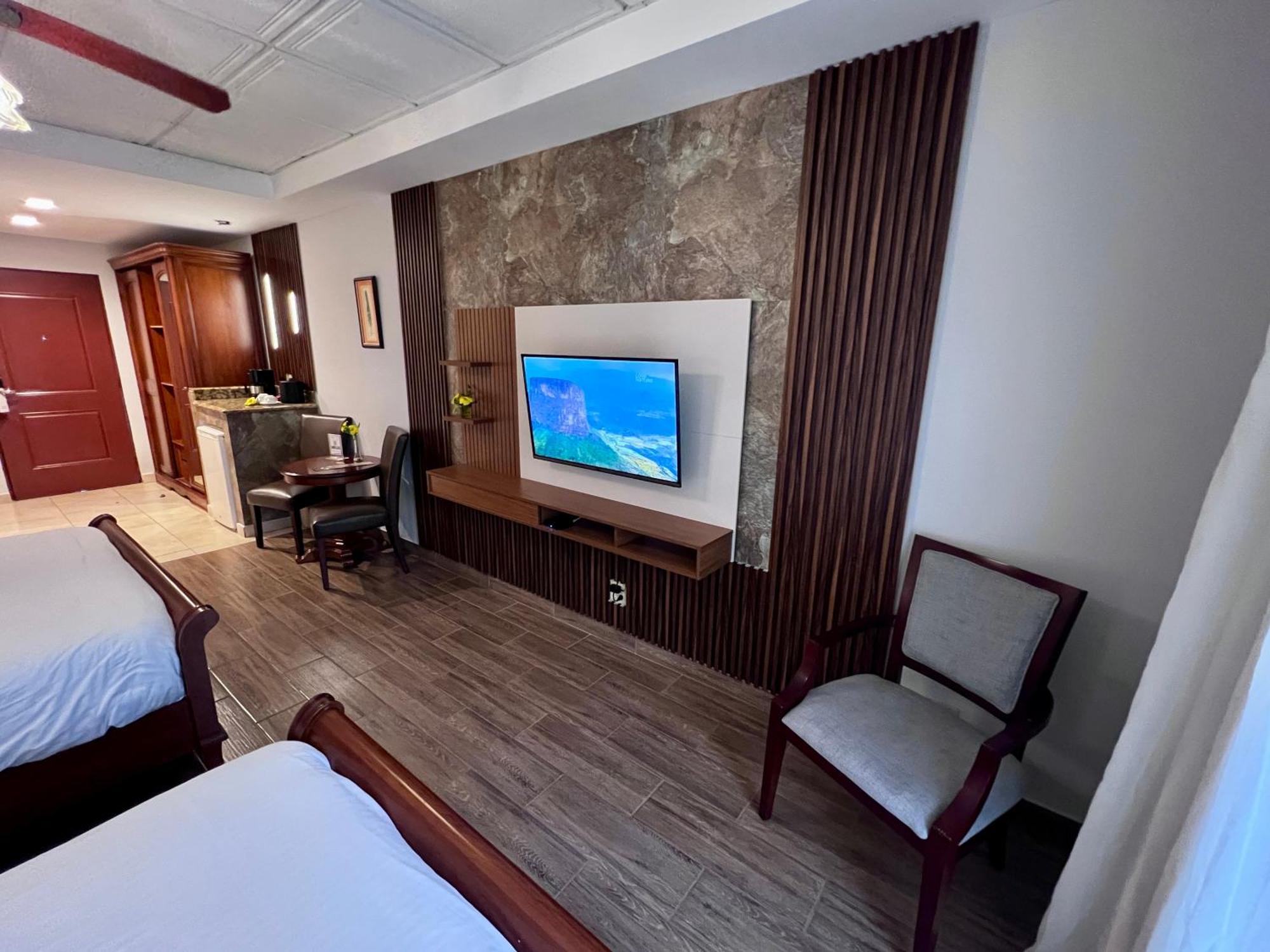 Hotel Valle Del Rio 보케테 외부 사진