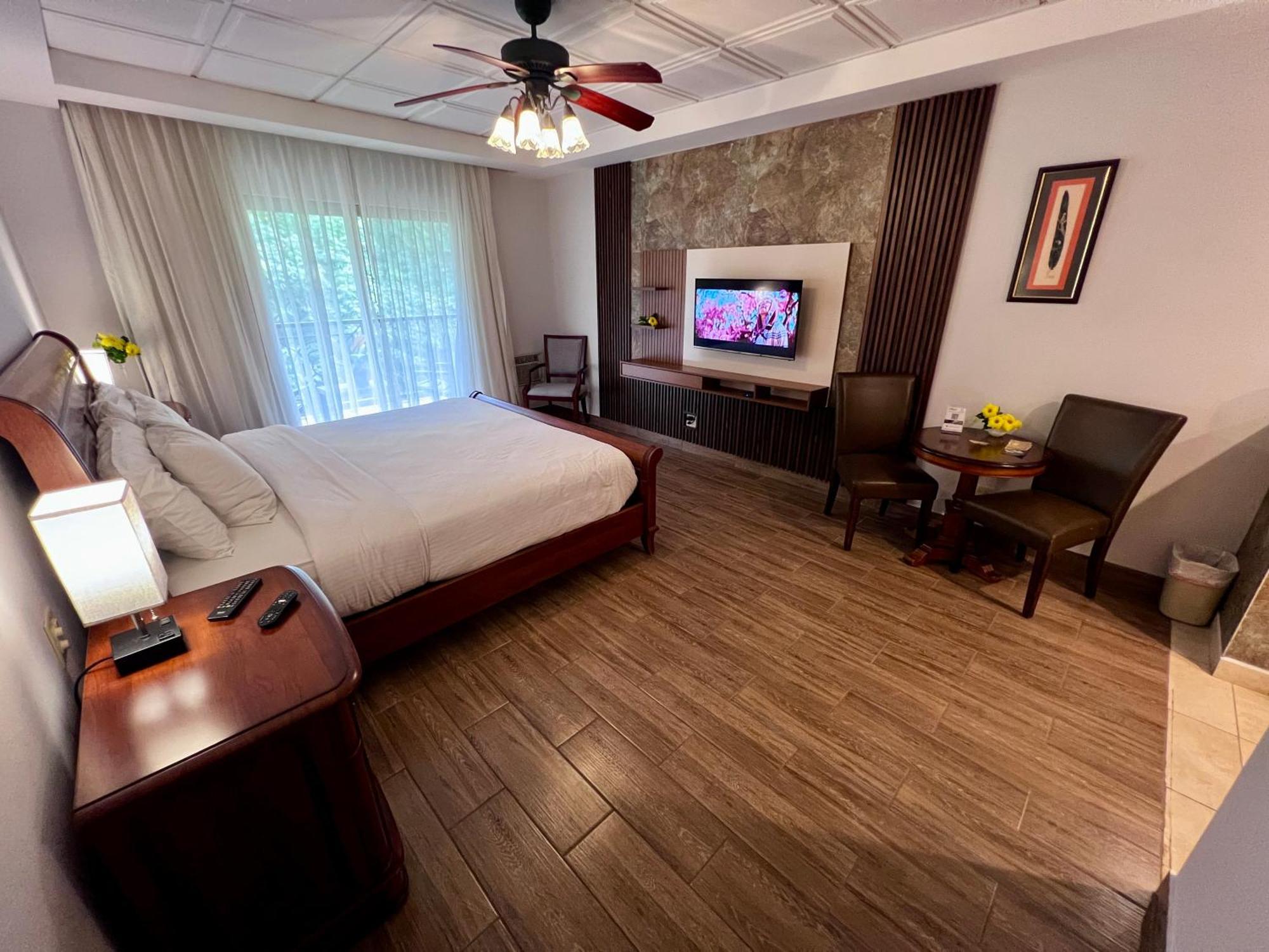 Hotel Valle Del Rio 보케테 외부 사진
